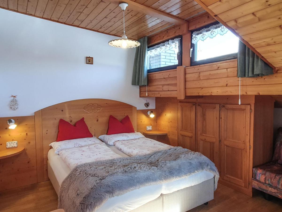Piccola Suite Sul Civetta Colle Santa Lucia Bagian luar foto
